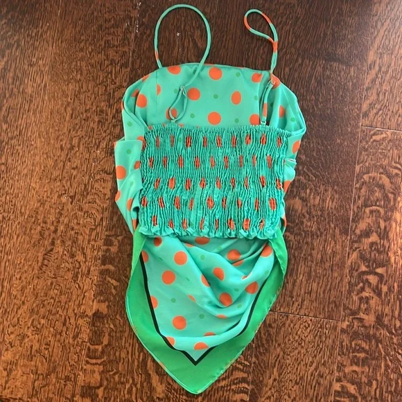 Scarf tops - Picture 4 of 6